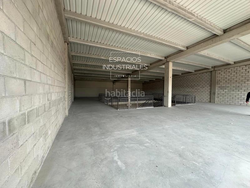 Foto a6e9f210-aa18-42e7-80a8-bc2983fd9cf9. Alquiler nave industrial se alquila nave industrial gran visibilidad! en Ciempozuelos