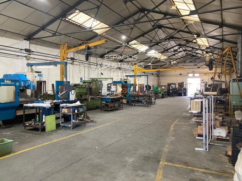 Foto d80c0b07-4fc3-4d45-b849-9b9e8da091a0. Nave industrial se vende nave industrial en Virgen del Rosario Torrejón de Ardoz