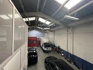 Industrial building in Guardia Civil-Zona Industrial. Se vende nave industrial en valdemoro