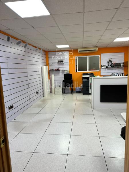 Foto 3d34f9e8-a980-43f1-943c-0d2a9b70eb23. Capannone industriale in Moraleja de Enmedio