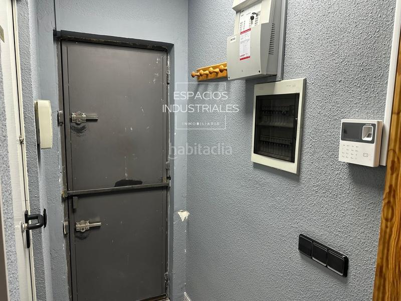 Foto 6c947bc9-2f42-4542-bd35-9577fb26c9f8. Capannone industriale in Moraleja de Enmedio