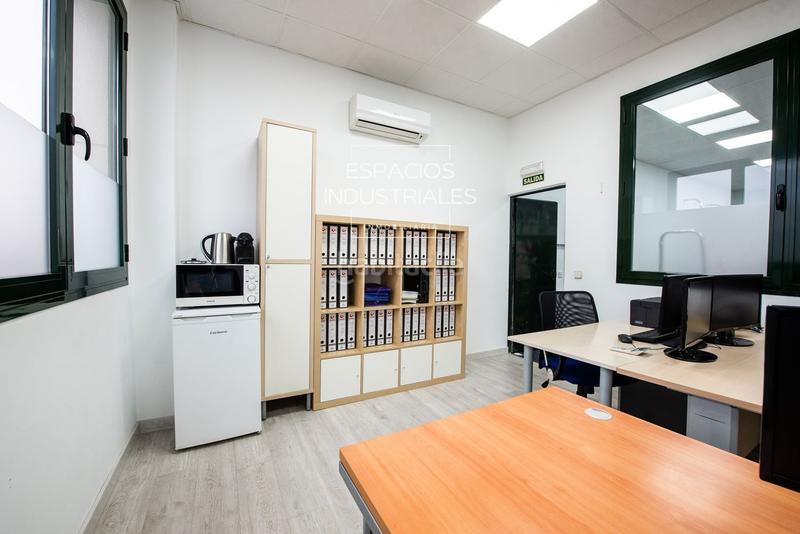 Foto 0321e00e-75e5-45cd-bc1b-34204fb838d5. Fabrikhalle in Mejorada del Campo