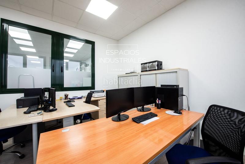 Foto 2921b08a-f43c-4f96-a60f-869a3ed502b9. Fabrikhalle in Mejorada del Campo