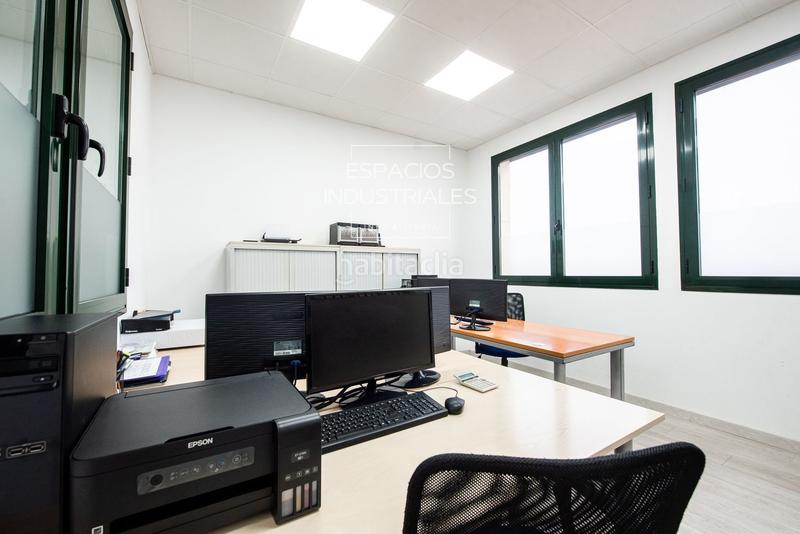 Foto 301f0b04-bb22-432d-814f-7434dbd74f64. Fabrikhalle in Mejorada del Campo