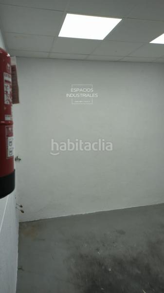 Foto d604b31f-a465-4b73-bbe6-7c6f0345ef2f. Fabrikhalle in Mejorada del Campo