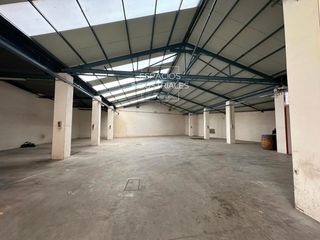 Miete Fabrikhalle  Calderon barca. Se vende y alquila nave industrial en villarejo de salvanes