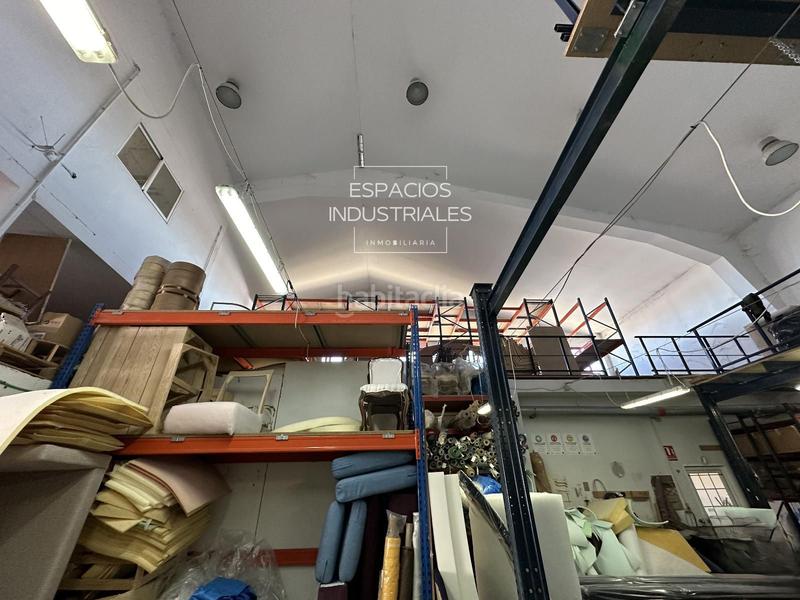 Foto d10f901d-c3f7-42b4-8fd0-7681eea47039. Capannone industriale in Altos del Olivar-El Caracol Valdemoro