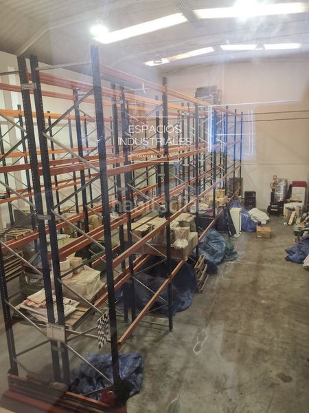 Foto 2fdd8a17-f2af-4934-a2ad-64504c2b5599. Nau industrial a Loeches