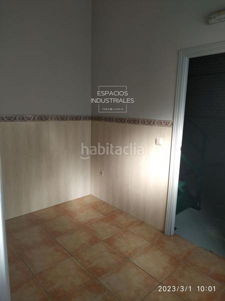 Foto d57c7aeb-a90c-4b2f-b180-9062a3fe7772. Capannone industriale in Altos del Olivar-El Caracol Valdemoro