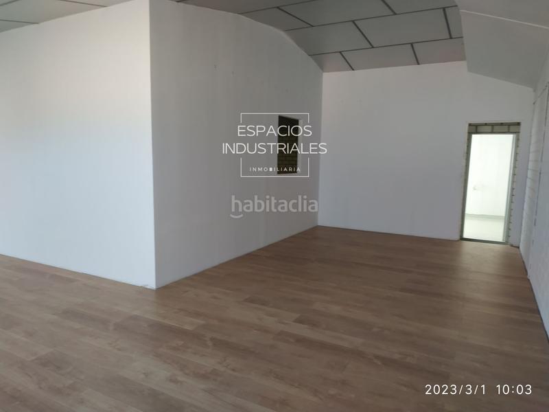 Foto f171ae48-ec87-4ca3-8cf3-a0ebf2b4590f. Capannone industriale in Altos del Olivar-El Caracol Valdemoro