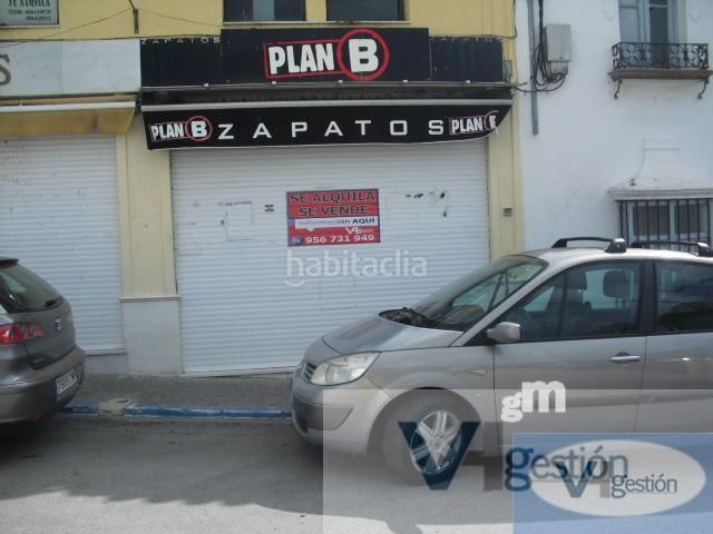 Foto 281e4ae7-b498-4ad4-bab9-a62bdee7afe9. Local comercial a Villamartín