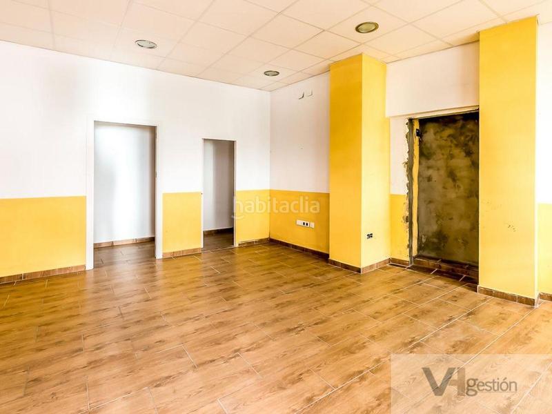 Foto 81ba5be3-41c1-45a3-a7f1-a9c901424ac7. Local comercial local en Santiago - Coronación Jerez de la Frontera