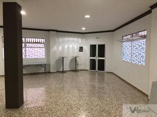 Local Comercial a Villamartín. Villamartínlocal