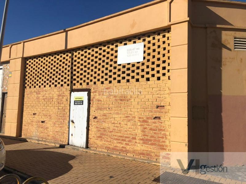Foto 035a24c1-8893-4537-8cb8-60d0e4c1b575. Local comercial a San García Algeciras