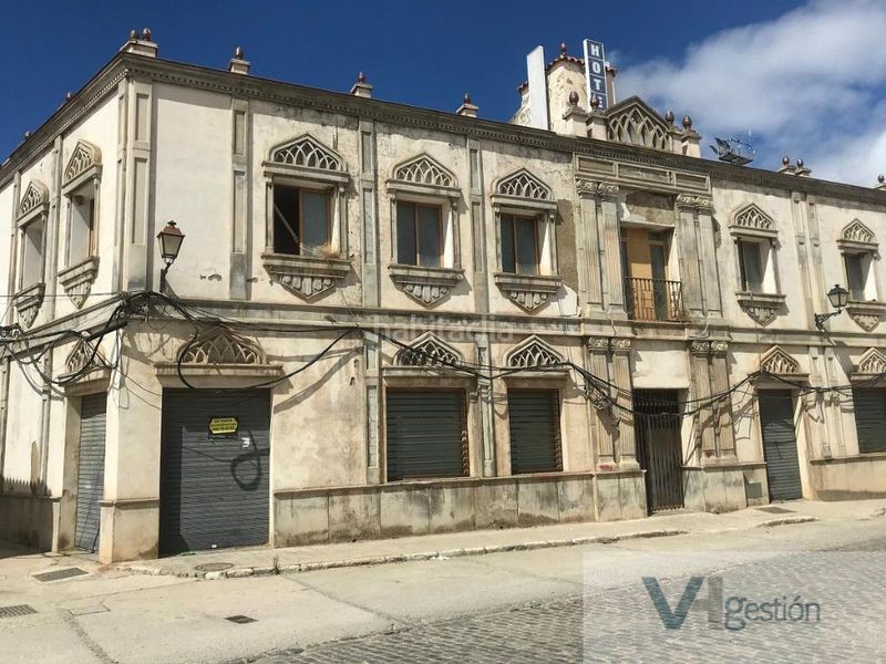 Foto a1279adc-f90a-41d7-a4cc-6e22029e5c87. Edifici a Guadalcanal