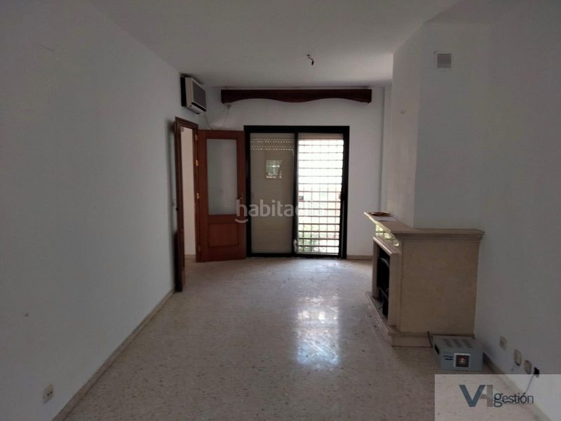 Foto 082ac41e-e38f-4089-9975-a896fab161bd. Casa adossada a colores - entreparques Sevilla