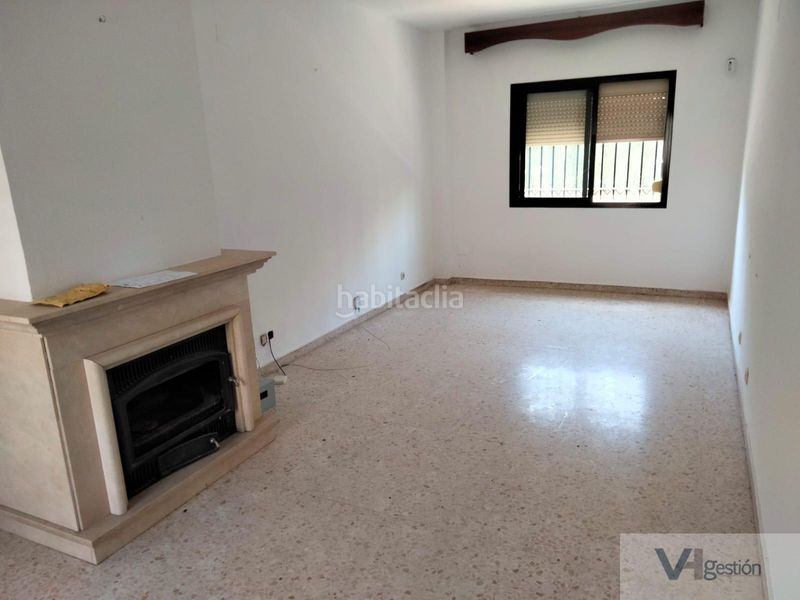 Foto bc609d0c-ccf6-4123-8520-c3ecb08e4d90. Casa adossada a colores - entreparques Sevilla
