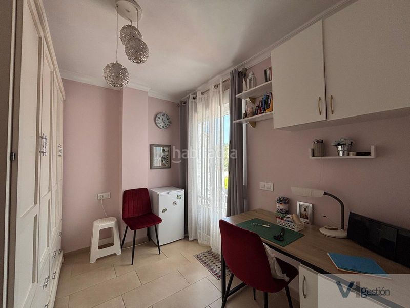 Foto b03eed2e-7f96-4d35-9360-d98a5cf41e74. Casa amb piscina a Villamartín