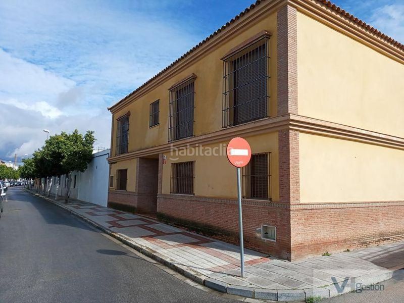 Foto 05fb8e25-8a46-4fb7-8ed3-032a0789f1b9. Casa amb piscina a San Jose de la Rinconada