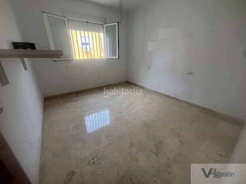 Foto 5ffc1a60-3754-40a2-94b6-c61e19a6123f. Casa amb piscina a Castilleja de Guzmán