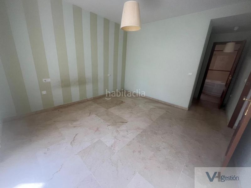 Foto f64a0b9b-7ec3-4a25-acdc-b4cdcc5fa9ac. Casa amb piscina a Castilleja de Guzmán