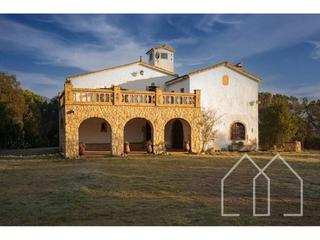Mas à Llagostera. Casa rustica en venta en llagostera