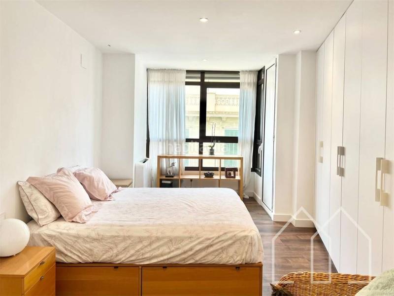 Foto b826c1b7-e03b-4a2e-8a5d-4869469cbafc. Piso espectacular piso céntrico reformado en Eixample Nord Girona