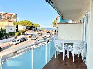 Etagenwohnung  Riera. Piso en el centro de platja daro con vistas al mar