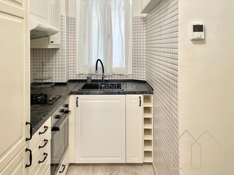 Foto c0259252-3bfb-463d-b24d-347e683e8ece. Piso  reformado en Eixample Sud-Migdia Girona