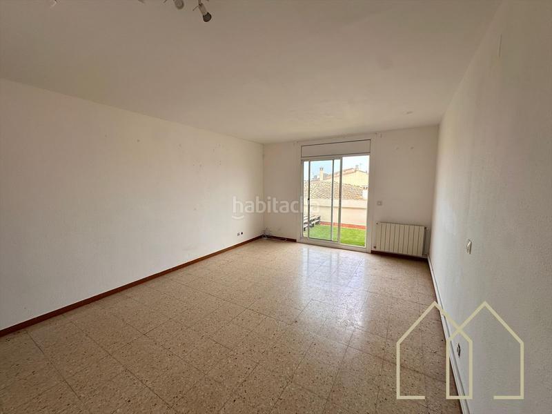 Foto 25b37e6b-8a9f-4727-a863-d1cc945b1985. Tríplex triplex en venta en lescala en Riells Escala (L´)