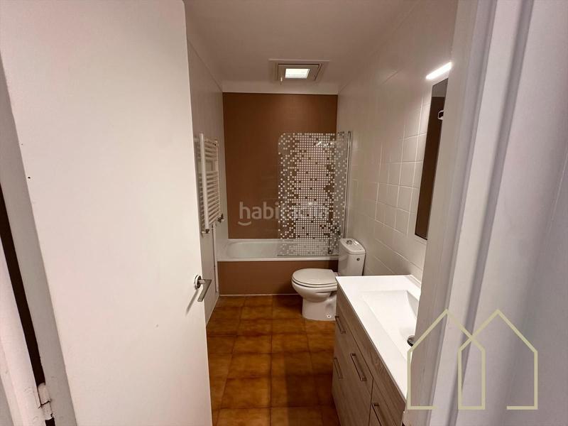 Foto e6a8c0ca-b19a-448c-ade1-f15a1d24b2d3. Tríplex triplex en venta en lescala en Riells Escala (L´)