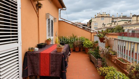 Foto 30f5128f-33c5-45f8-8698-54e1ceb1fff7. Àtic amb calefacció a Sant Narcis Girona