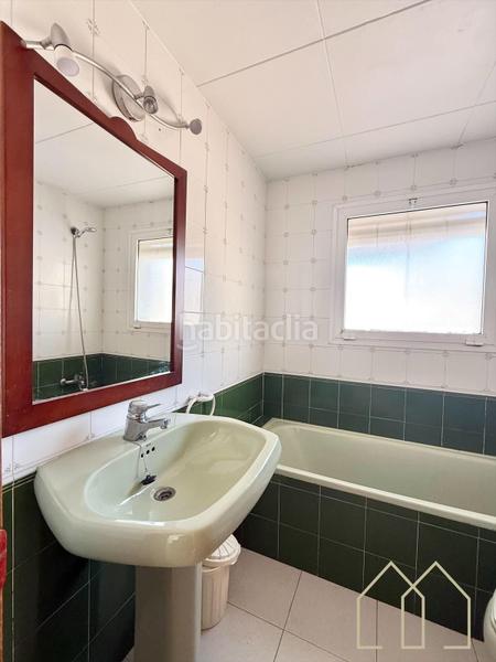 Foto 5513997b-639b-4350-8393-cfac30c84557. Piso  luminoso cerca del mar en Riells Escala (L´)