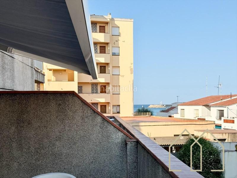 Foto 68157229-864b-4689-817e-0a5d594dee80. Piso  luminoso cerca del mar en Riells Escala (L´)
