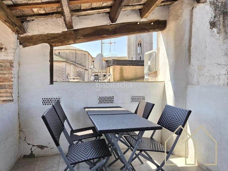 Foto 9cfc5df0-0887-4478-8aaa-4f87ff92751a. Attico con riscaldamento in Centre-Barri Vell Girona