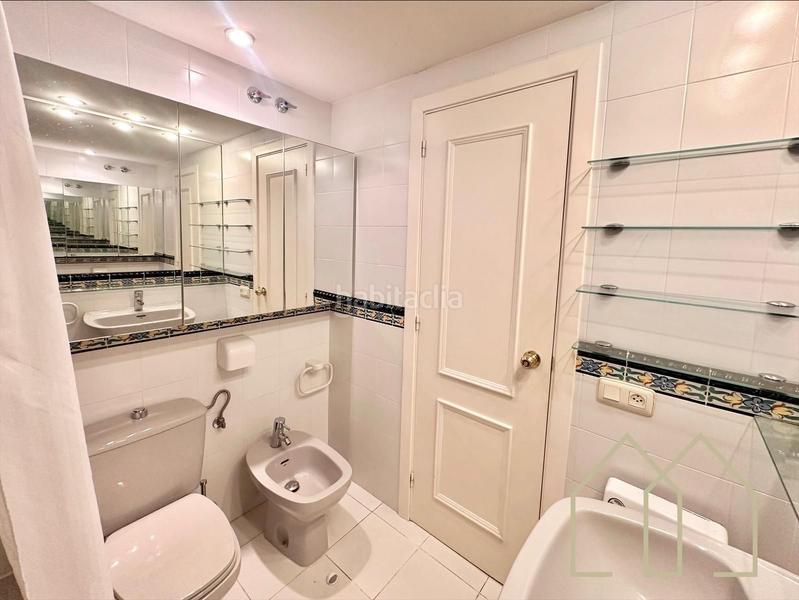 Foto 13f3c544-a3ed-457d-8c47-7651c1f5b7f2. Pis amb calefacció piscina a Eixample Residencial Escala (L´)