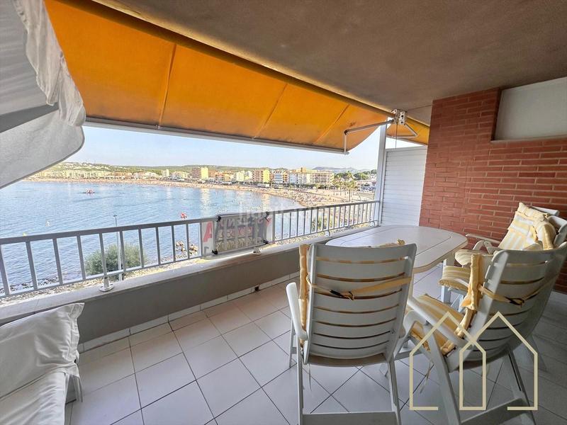 Foto c8bf341f-1052-4dd2-aceb-4760142509d6. Piso  con vistas al mar a lescala en Riells Escala (L´)
