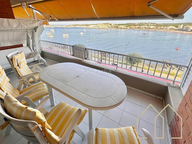 Foto d8f5cec8-bbe0-4632-ae2d-8fc5e9401338. Piso  con vistas al mar a lescala en Riells Escala (L´)