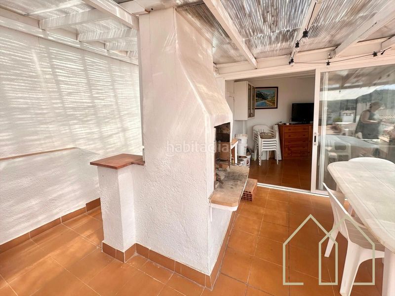 Foto a5d871f8-2e9a-4465-afec-3540af73ed16. Casa adossada amb calefacció a Eixample Sant Feliu de Guíxols