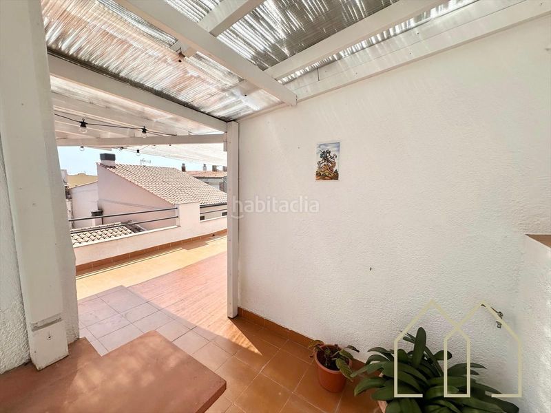 Foto bd628bf2-a74d-48a5-b089-6e412bf7db6d. Casa adossada amb calefacció a Eixample Sant Feliu de Guíxols