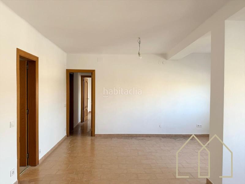 Foto b5aa6cb3-350e-4651-8ffb-0d071cd88855. Flat in Sant Narcis Girona