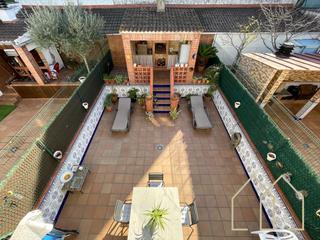 Casa a schiera in Caldes de Malavella. Casa adosada en caldes de malavella