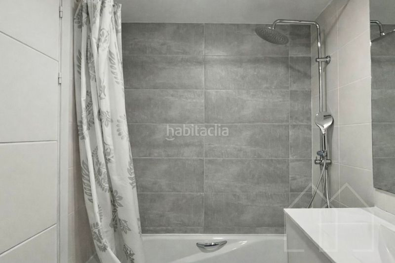 Foto 7448ec5b-6ce5-4faf-adbe-bd416a7fad7a. Piso  en venta en devesa en La Devesa Girona
