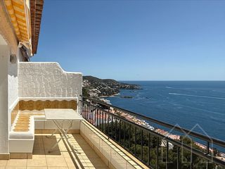 Apartment  Joan margarit. Apartamento con vistas al mar en puig rom, roses