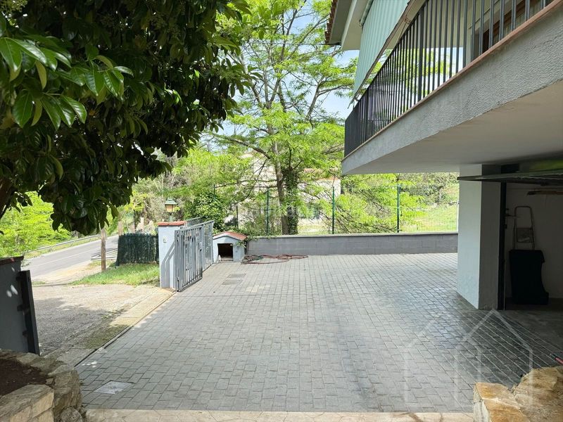 Foto 855f1eab-c8e1-4cdd-9fb6-d84022b2783f. Casa amb calefacció aparcament piscina a Quart