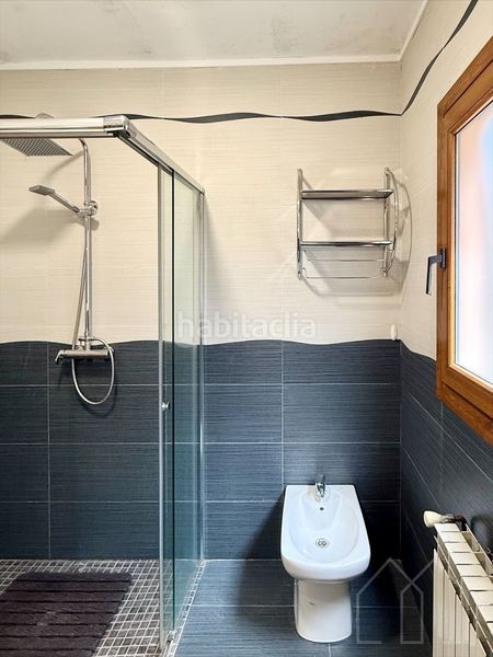 Foto c61b0e3f-aa93-42b3-9f48-8c985fc81299. Casa amb calefacció aparcament piscina a Quart