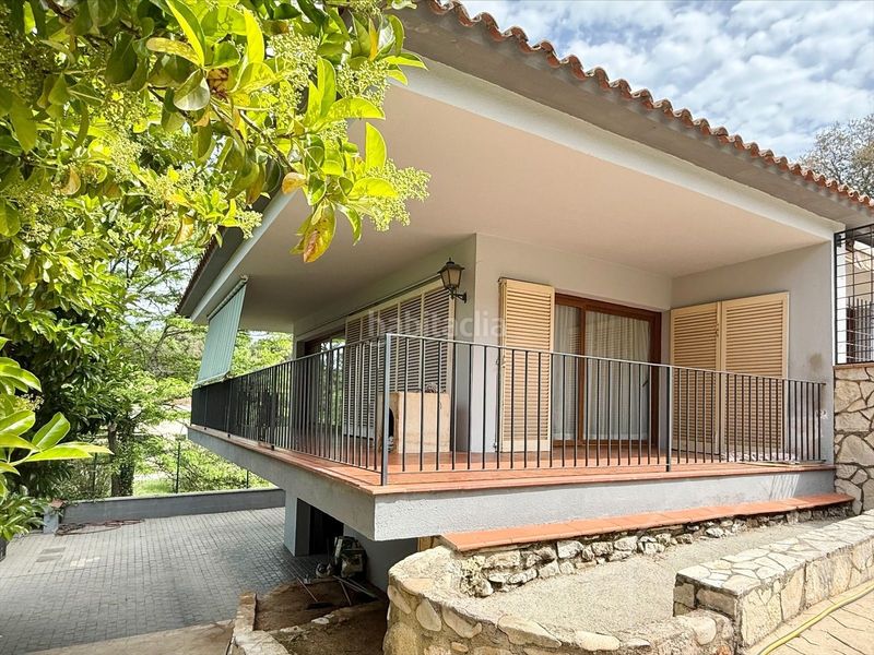 Foto c8cd74b5-1acf-41cd-a2a1-e6801e19a38e. Casa amb calefacció aparcament piscina a Quart