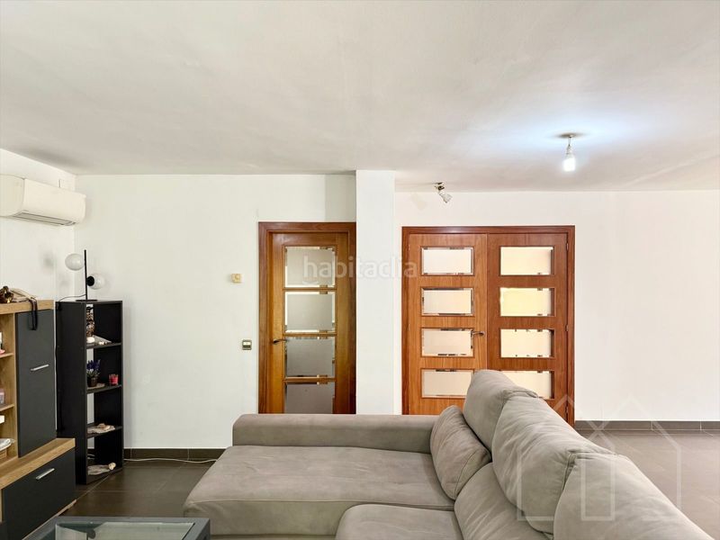 Foto cc288c98-6964-4aed-985a-48c495b78a49. Maison avec chauffage parking piscine dans Quart
