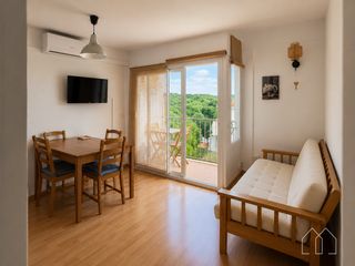 Apartament  Pi i maragall. Apartamento con piscina y garaje privado en lescala