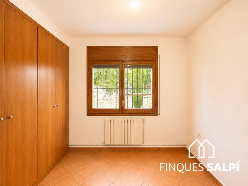 Foto fd51605b-9438-4e5b-99b7-364d96fea64a. Casa amb calefacció aparcament a Caldes de Malavella